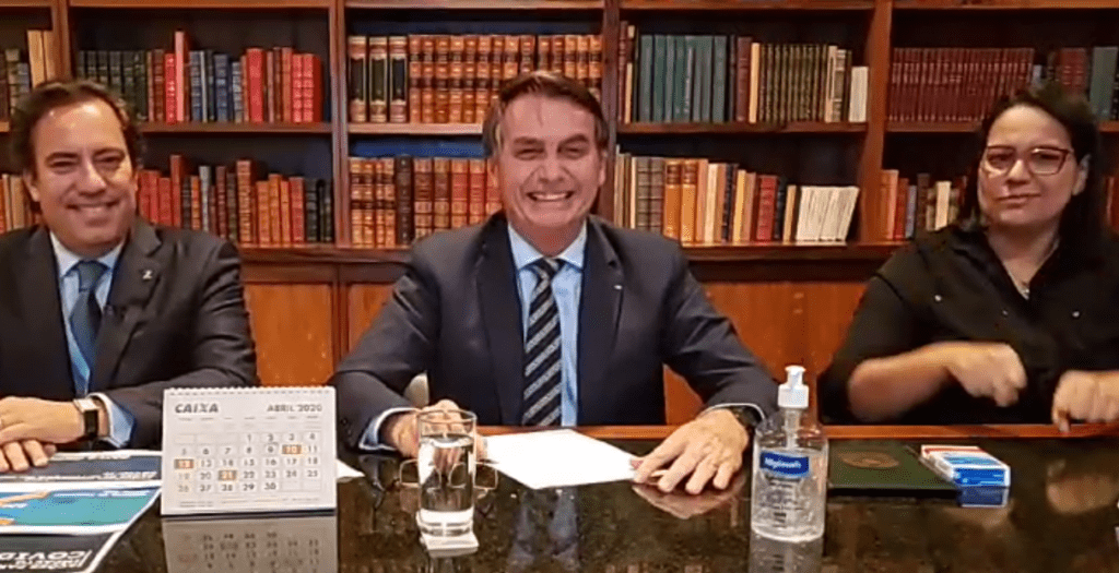 Live realizada ontem 14/05 com o Presidente da Caixa Pedrio Guimarães (a esq.) e Presidente Jair Bolsonaro (Centro)