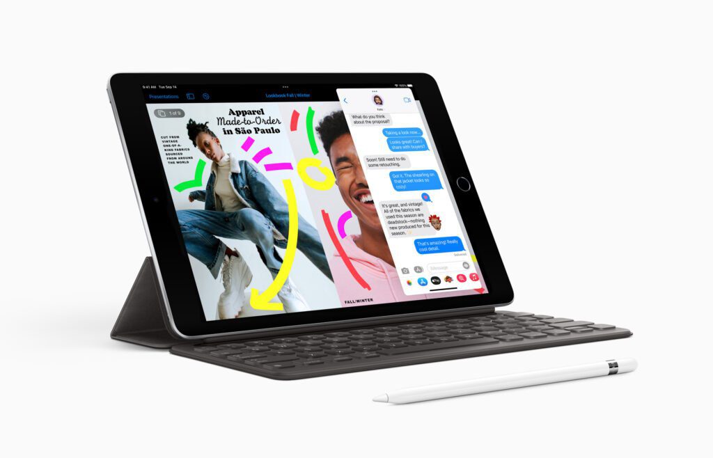 O iPad de 9ª geração é um grande salto em frente e oferece recursos avançados a um preço incrível. Imagem Apple NewsRoom