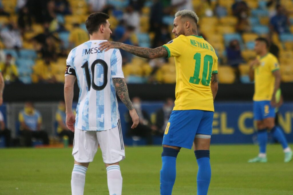 Duelo entre Messi e Neymar será um show a parte nesta partida entre Brasil x Argetina