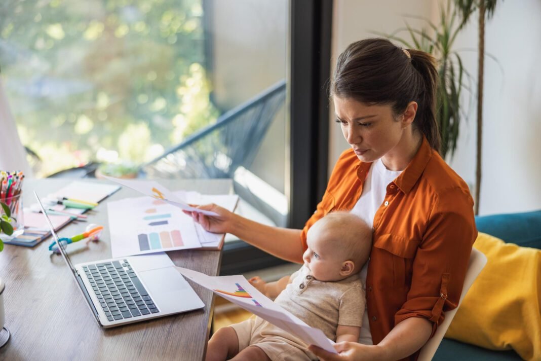 Dois terços das mães abandonam o trabalho por estresse Dois terços das mães abandonam o trabalho por estresse
