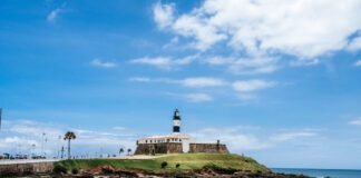 Companhia de turismo oferece 17 opções de viagens na Bahia