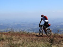 Cicloturismo traz conexão entre natureza e cultura no Brasil