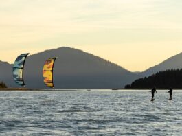 Festival celebra a chegada do verão com aulas gratuitas de kitesurf