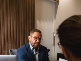 Médico de Florianópolis orienta sobre guia de longevidade