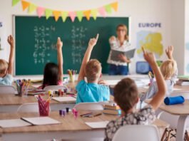 Ensino bilíngue impacta o desenvolvimento infantil