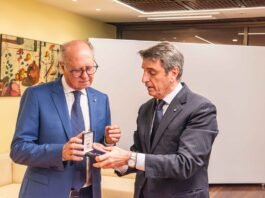 Falcão é homenageado com Ordem da Estrela da Itália