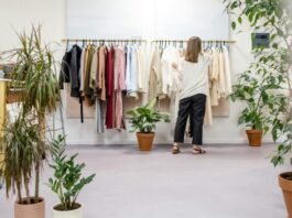 Varejo: retração do consumo restringe investimentos