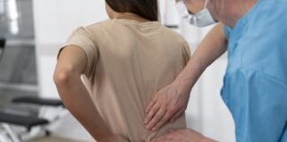 Desvios na coluna: exercícios ajudam a tratar o problema