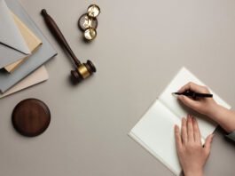 Correspondência jurídica vira oportunidade de experiência