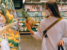 Redes de supermercados aumentam presença em strip malls