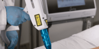 Procura por remoção de tatuagens cresce no Brasil