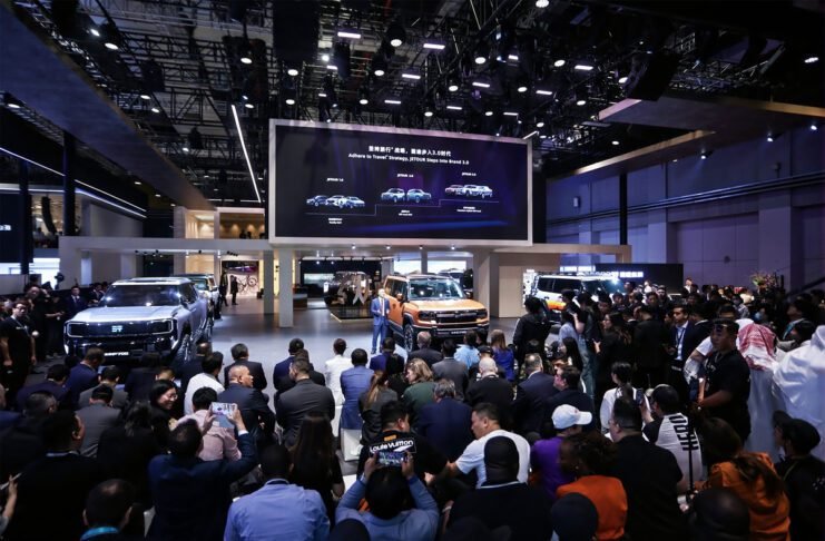 JETOUR revela GAIA e modelos G700 e G900 no Auto Shanghai