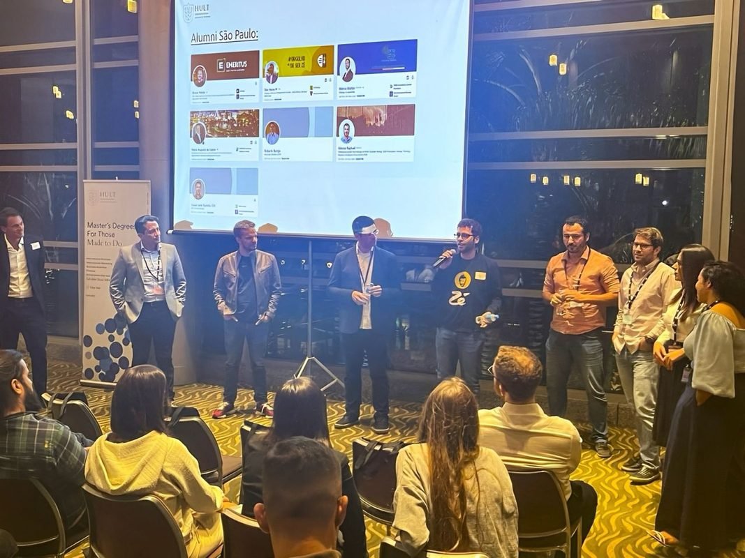 Executivo supera falência e ganha projeção internacional Executivo supera falência e ganha projeção internacional