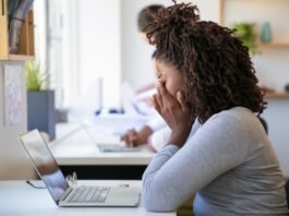 Cibercriminosos usam site falso do CapCut para espalhar malware