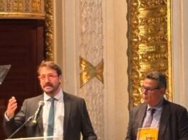Theatro Municipal, lotado pelo povo, foi palco do maior prêmio pela integridade