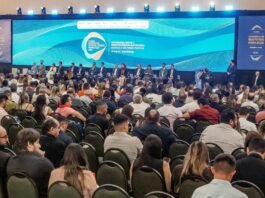 Gestores públicos se reúnem em seminário sobre eficiência e transparência
