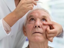 Especialista em cirurgia de catarata explica procedimento