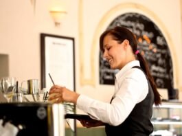 Bares e restaurantes: Sudeste e Nordeste têm mais admissões