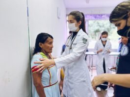 Programa conecta teoria e prática na formação de médicos