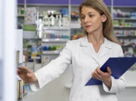 Manpower abre 394 vagas para atendente de farmácia no Brasil