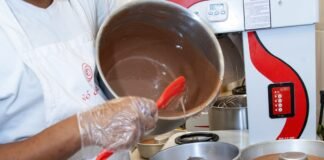 Fábrica de Bolo Vó Alzira lança linha de Bolos Cuca