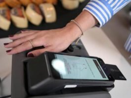 Tecban e Elo lançam pagamento por biometria da palma da mão