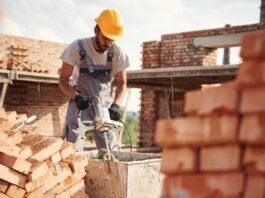 Reforma Casa Brasil e 13º salário elevam a expectativa no varejo de construção