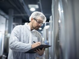 Palestra do Sincovaga-SP aborda NR-13 e segurança no varejo