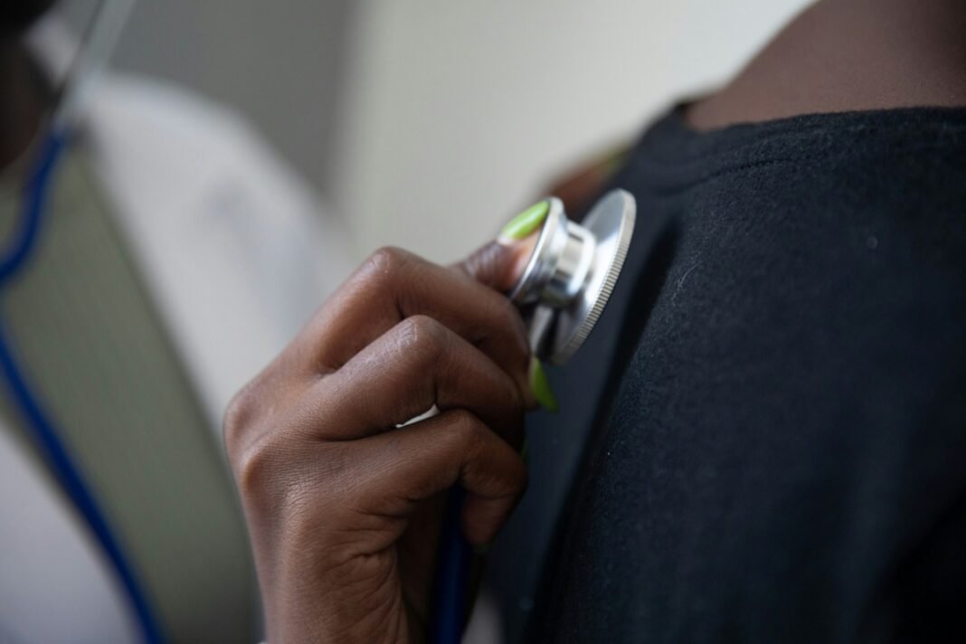 No combate ao câncer, atendimento médico beneficia trabalhadores da construção No combate ao câncer, atendimento médico beneficia trabalhadores da construção