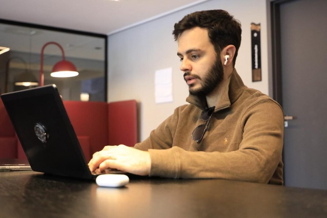 EUA atraem profissionais brasileiros de tecnologia EUA atraem profissionais brasileiros de tecnologia