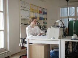 Psicólogos reforçam segurança de dados na prática on-line e presencial
