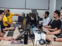 Escassez de talentos acelera revisão de modelos de entrega