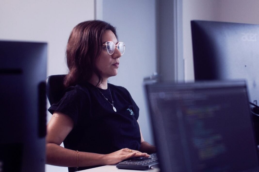 IA avança, mas processos e integração travam a escala IA avança, mas processos e integração travam a escala