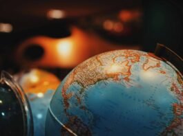 Especialista comenta o uso das offshores por milionários