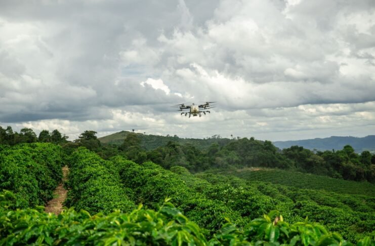 Relatório global DJI comprova benefício ambiental dos drones