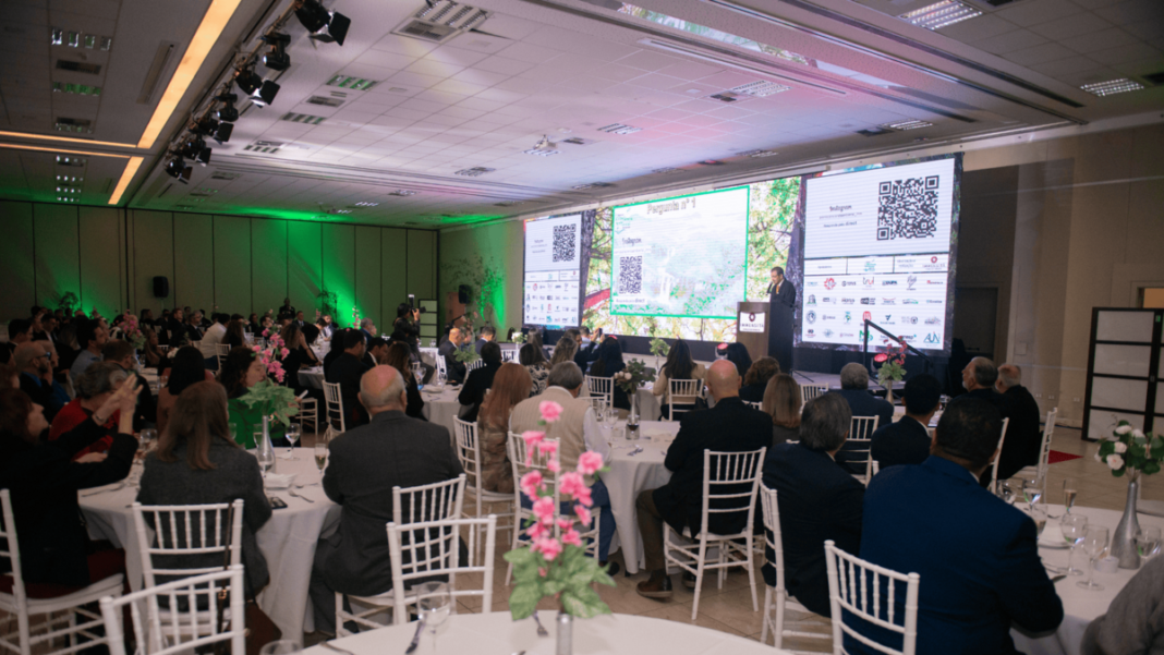 Augusto Cury faz palestra gratuita sobre futuro sustentável Augusto Cury faz palestra gratuita sobre futuro sustentável