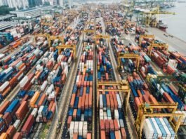 Rotas internacionais ajustam-se às mudanças no comércio global