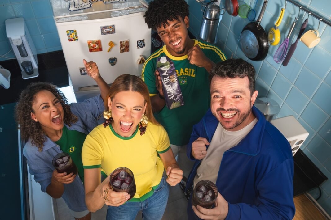 Ação da Aurora leva qualidade premiada do suco às redes Ação da Aurora leva qualidade premiada do suco às redes