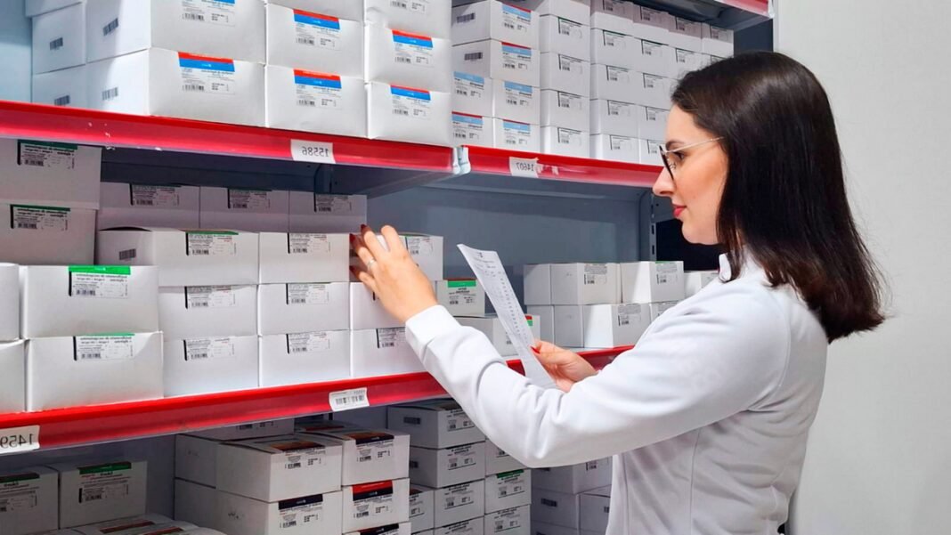Distribuição de medicamentos avança com foco em conformidade Distribuição de medicamentos avança com foco em conformidade