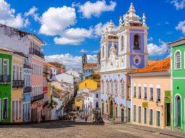 Bahia lidera chegada de turistas internacionais no Nordeste
