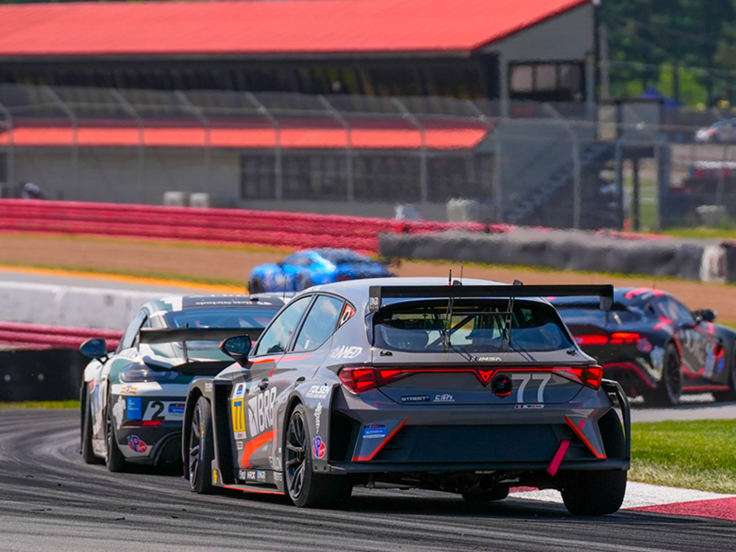 Stallion conquista top 5 na etapa de Mid-Ohio da IMSA Stallion conquista top 5 na etapa de Mid-Ohio da IMSA