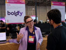 Marketing B2B coloca colaboradores como porta-vozes de marca