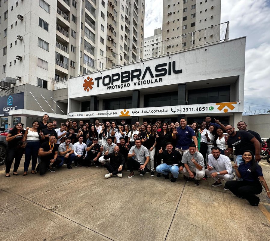 Top Brasil Proteção Veicular alcança 100 mil associados Top Brasil Proteção Veicular alcança 100 mil associados