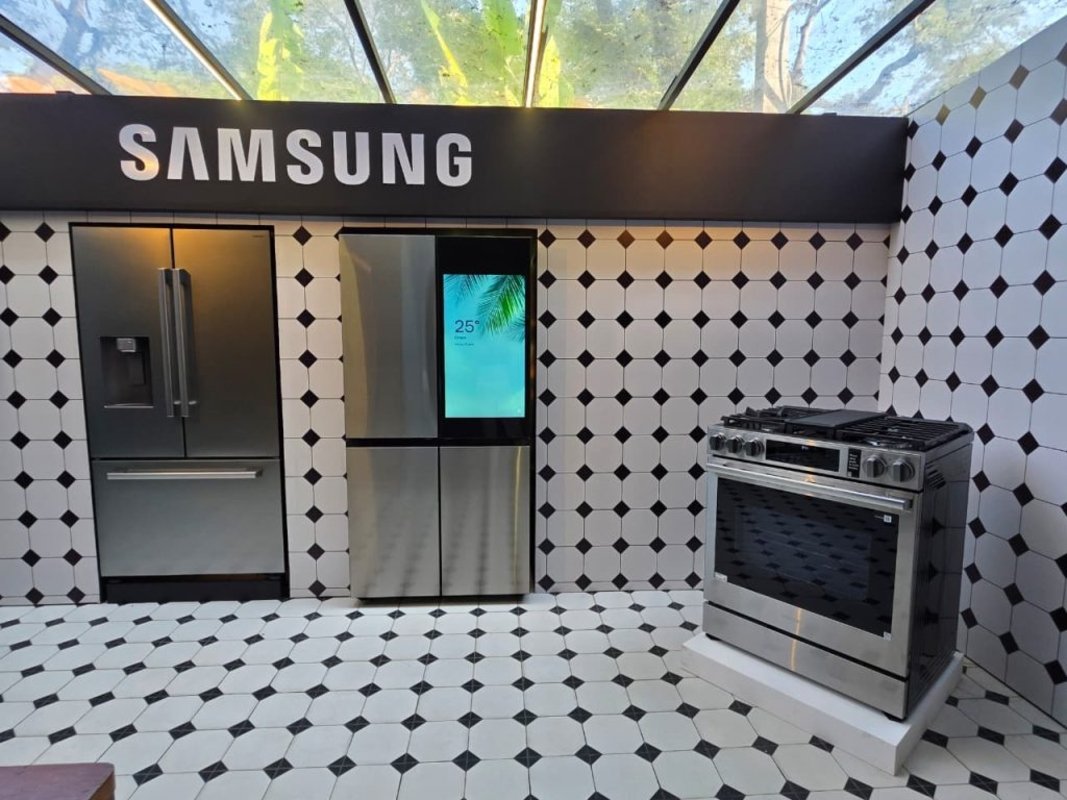 Casa conectada vai além do celular e automatiza a rotina Casa conectada vai além do celular e automatiza a rotina