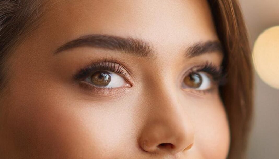 Blefaroplastia estruturada trata olhar de forma completa Blefaroplastia estruturada trata olhar de forma completa