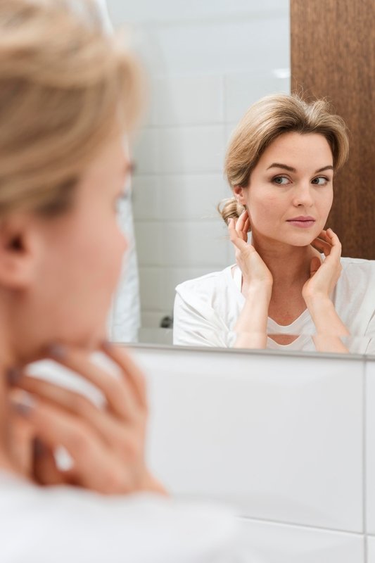 Facelift ganha espaço entre pacientes mais jovens Facelift ganha espaço entre pacientes mais jovens