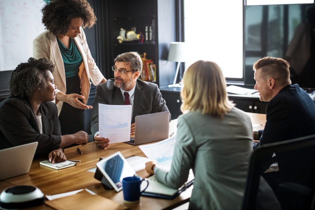 Agentes de IA transformam dados de atendimento em decisões Agentes de IA transformam dados de atendimento em decisões